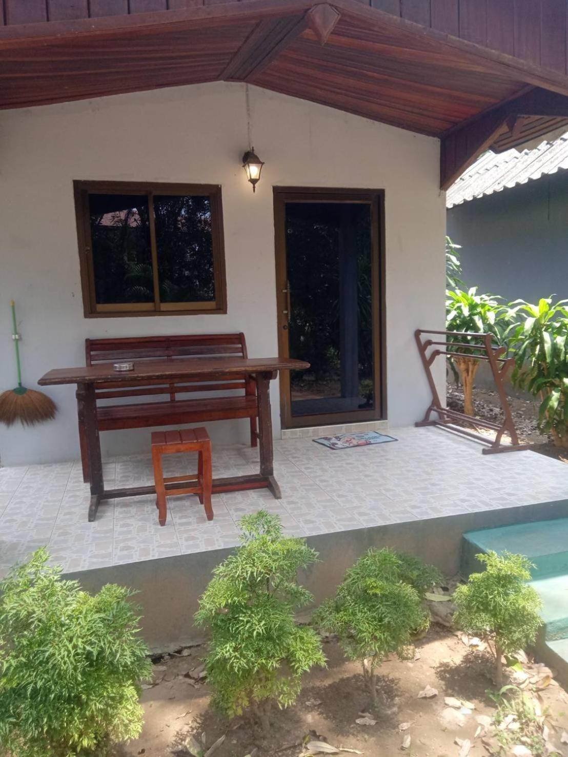 Maleeya Garden Guest House Koh Chang Exteriör bild